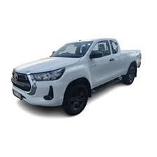 Toyota Hilux Extra Cab 4×4 / or Similar